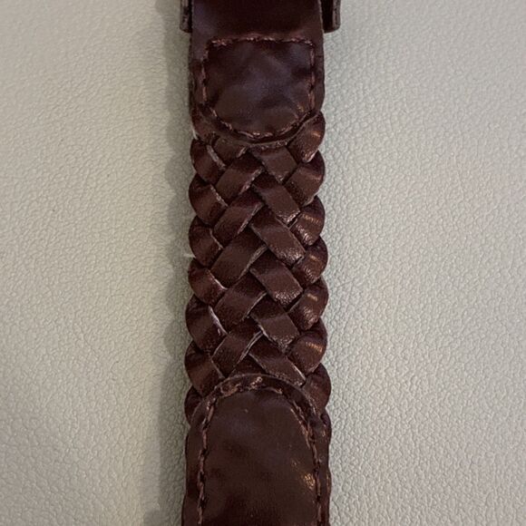 Pieue Nicol Quartz Women's Watch Japan Movement New Battery - Picture 2 of 3